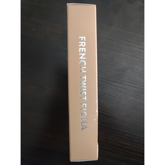 Red Aspen Nail Dashes- French Twist Fiona NEW Nails Pop on Manicure - Picture 2 of 3